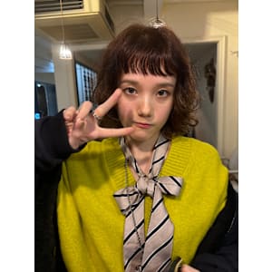 パーマ風クセ毛ウルフボブ