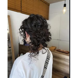 結婚式や、お出かけ前にクルクルアレンジヘア♩