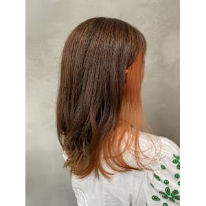 ペールオレンジ