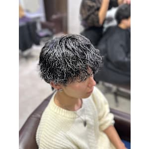 韓国風シャドウパーマ - GLADGE池袋/ダブルカラー/ブリーチ【グラッジイケブクロダブルカラーブリーチ】掲載中