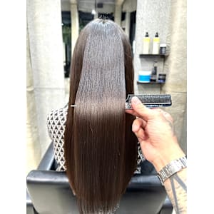 【オーバー三軒茶屋】髪質改善/縮毛矯正口コミ人気第１位◎