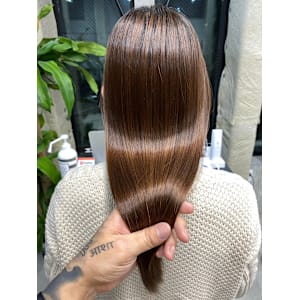 【オーバー三軒茶屋】髪質改善/縮毛矯正口コミ人気第１位◎