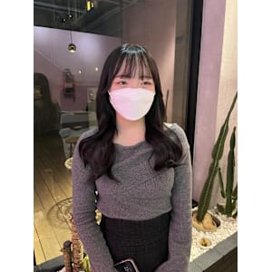 人気のグレージュ