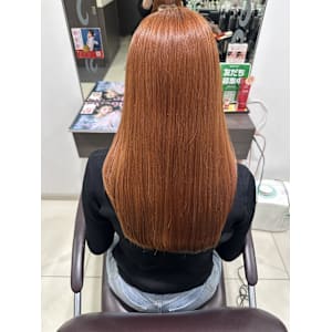 ワンブリーチで出来るオレンジブラウンカラー