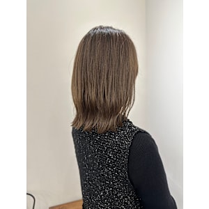 池袋 透明感 艶髪 切りっぱなしミディ 大人カーキブラウン♪