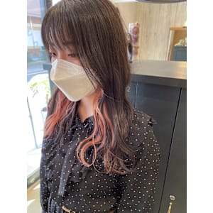 顔周りレイヤーカット/韓国ヘア/インナーカラー/越谷