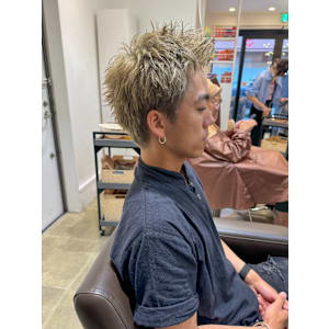 スパイキーショート/メンズショート/アップバング/越谷