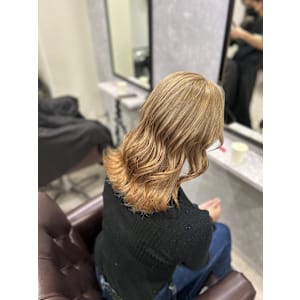 ミルクティーベージュ - GLADGE池袋/ダブルカラー/ブリーチ【グラッジイケブクロダブルカラーブリーチ】掲載中