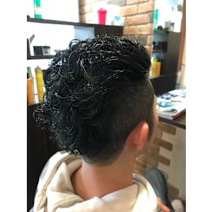 ツーブロくるくるパーマ