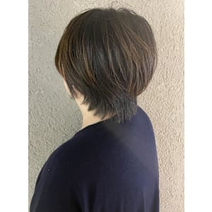 女性らしさのあるタイトショート