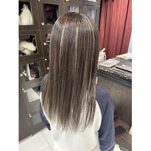 白髪ぼかしハイライトカラー【錦糸町北口】 - prize 錦糸町店【プライズ キンシチョウ テン】掲載中
