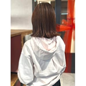 オリーブベージュ　外ハネボブ　艶トリートメント　艶髪　透明感