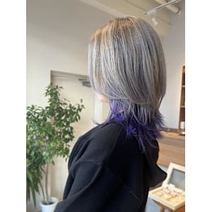 ホワイトパール×ネイビーブルー