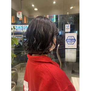 ダークグレージュ