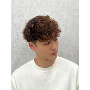 スペインカールマッシュ - メンズサロンPORT浦和 ツイストスパイラル/波巻き/ブリーチ【メンズサロン ポート ウラワ】掲載中