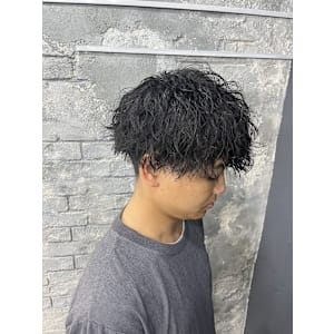 メンズマッシュ／ツイストスパイラルパーマ