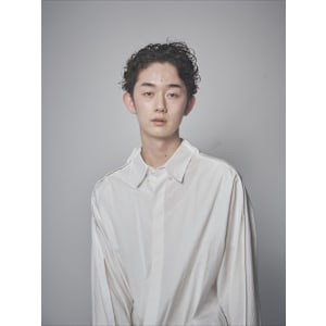 外国人風メンズマッシュニュアンスパーマ