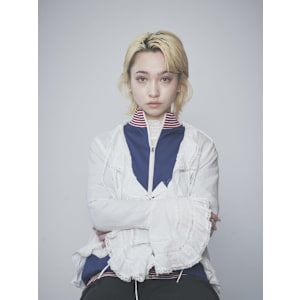 ニュアンスハイトーンウルフ