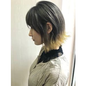 ひまわり裾カラーボブ