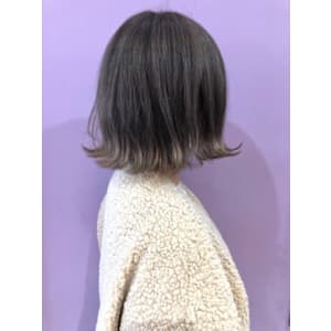 外ハネボブ　グレージュ系カラー