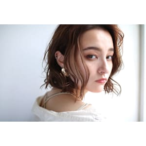 across上野御徒町店×スタイル