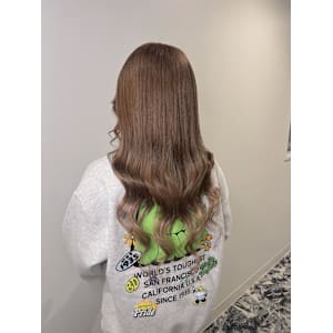 ミルクティーベージュ