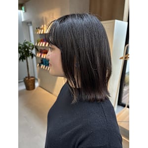 外はねボブ/切りっぱなしボブ/ミディアムヘア