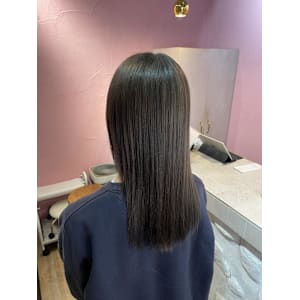 オリーブグレージュ