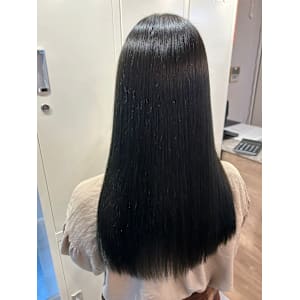 ARiA east by ECLART 池袋東口店×ロング