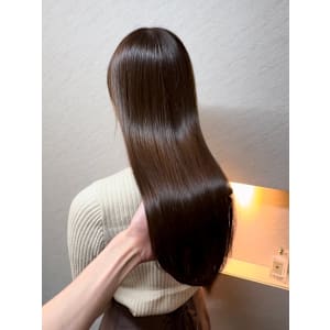 ARiA east by ECLART 池袋東口店×ロング