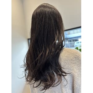 ロングヘア - 半個室型美容室 Sourire 東比恵店【ハンコシツガタビヨウシツスーリールヒガシヒエテン】掲載中