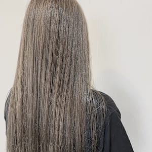 【くすみベージュ】透明感カラー／外国人風