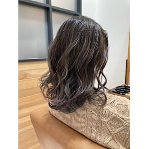 グレージュカラー