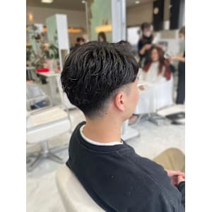 パーマ／ニュアンスパーマ／毛流れパーマ／フェザーパーマ