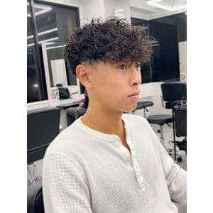 スパイキーショートハイトーンカラーツイストスパイラル