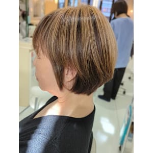 ショート×アンブレラカラー《白髪ぼかし》 - AVENIR 我孫子店【アブニールアビコテン】掲載中