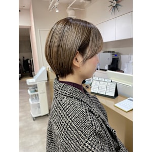丸みショート×大人可愛いヘア×ブラウンカラー×30代20代