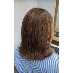 黒染め落とし＆白髪ぼかしカラー