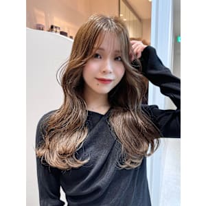 韓国レイヤーカットくびれヘア顔周り前髪カット髪質改善黒髪