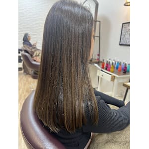 髪質改善／縮毛矯正