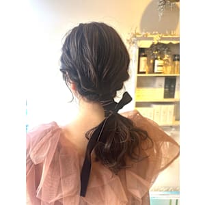 ＊LOREN＊結婚式やパーティーに♪ローポニーヘア