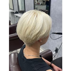 ホワイトカラー - GLADGE池袋/ダブルカラー/ブリーチ【グラッジイケブクロダブルカラーブリーチ】掲載中