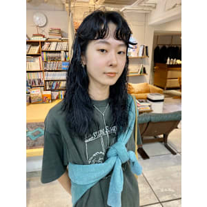 ミディアムレイヤーマロンベージュ髪質改善メテオカラーイルミナ