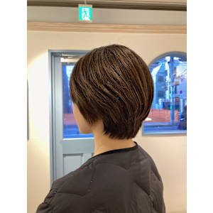 大人シルエット綺麗ショートスタイル赤羽美容院