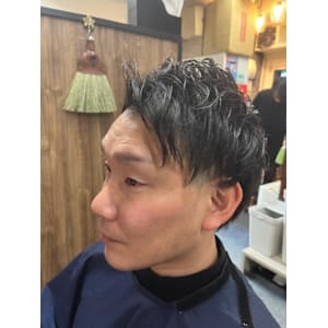 ビジネスツーブロック - KINGMAN BARBER田町【キングマンバーバータマチ】掲載中