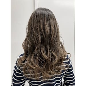 ブリーチカラー