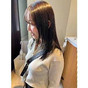 顔周りレイヤーカット