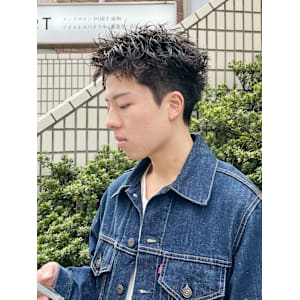 スパイキーショート