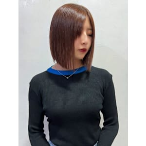 前下がりボブ センターパート ベージュカラー 髪質改善 韓国