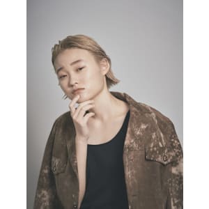 イメチェン外国人風ペールベージュ×ショートボブ